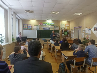 в школах Темкинского района прошла встреча с писателем Сергеем Егоровичем Михеенковым - фото - 5