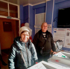 василий Анохин поблагодарил всех, кто пришел на избирательные участки и уже отдал свои голоса на выборах Президента России - фото - 1