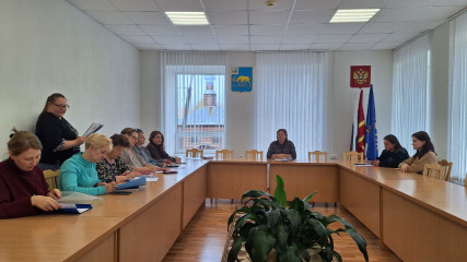 состоялось заседание комиссии по делам несовершеннолетних Темкинского округа - фото - 1