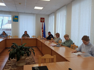 заседание комиссии по делам несовершеннолетних - фото - 1