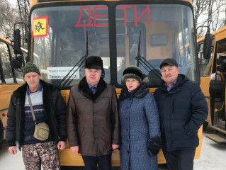 новые школьные автобусы для Темкинского района Смоленской области - фото - 2