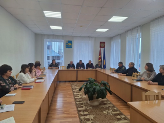 в Администрации округа прошло еженедельное рабочее совещание - фото - 2