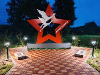 преображаем общественные пространства: на улице Замошье появилось памятное место - фото - 2